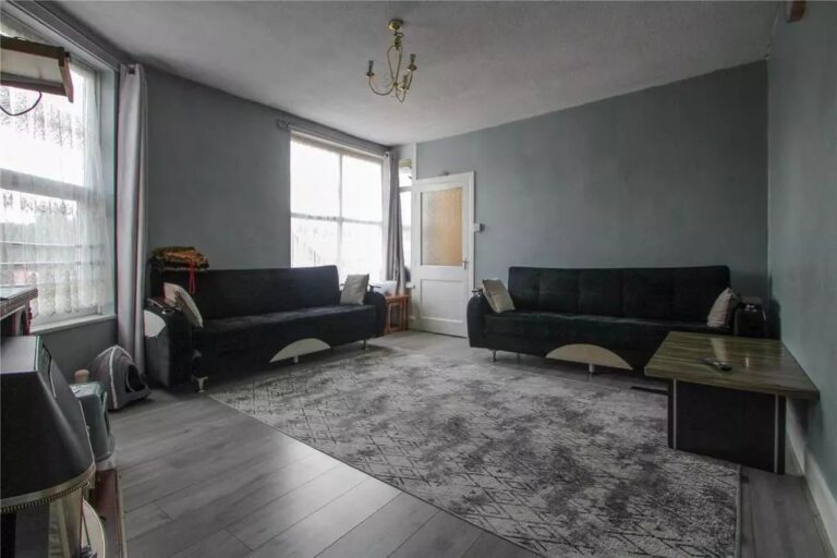 210 W Street Bedminster (13)